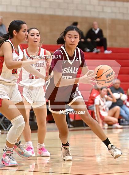 Thumbnail 3 in Notre Dame Academy vs. Palos Verdes (Battle at the Beach) photogallery.