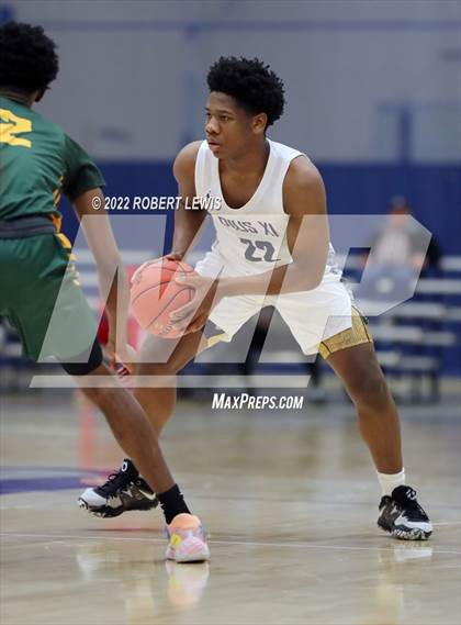 Thumbnail 3 in Pius XI Catholic VS Martin Luther (Wisconsin Basketball Yearbook Shootout) photogallery.