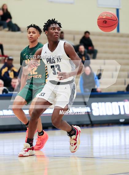 Thumbnail 3 in Pius XI Catholic VS Martin Luther (Wisconsin Basketball Yearbook Shootout) photogallery.