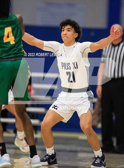 Thumbnail 3 in Pius XI Catholic VS Martin Luther (Wisconsin Basketball Yearbook Shootout) photogallery.