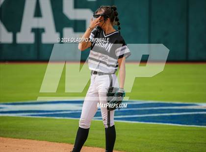Thumbnail 2 in Beckville vs. Forsan (UIL 2A Softball Semifinal) photogallery.