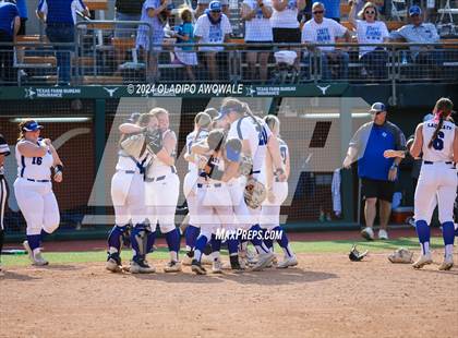 Thumbnail 2 in Beckville vs. Forsan (UIL 2A Softball Semifinal) photogallery.