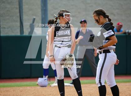 Thumbnail 1 in Beckville vs. Forsan (UIL 2A Softball Semifinal) photogallery.