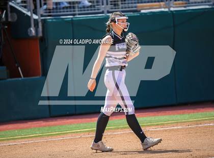 Thumbnail 3 in Beckville vs. Forsan (UIL 2A Softball Semifinal) photogallery.