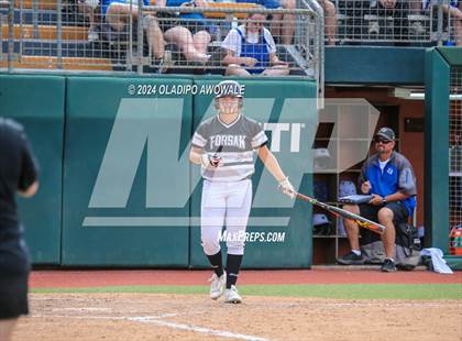 Thumbnail 2 in Beckville vs. Forsan (UIL 2A Softball Semifinal) photogallery.