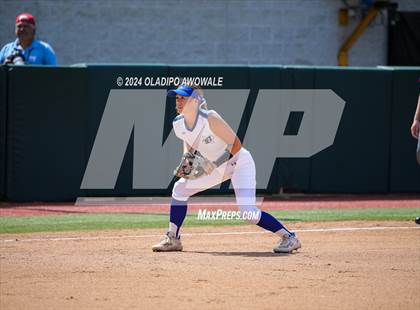 Thumbnail 3 in Beckville vs. Forsan (UIL 2A Softball Semifinal) photogallery.