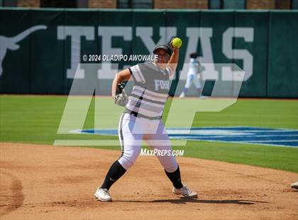 Thumbnail 1 in Beckville vs. Forsan (UIL 2A Softball Semifinal) photogallery.