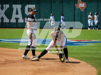Thumbnail 3 in Beckville vs. Forsan (UIL 2A Softball Semifinal) photogallery.