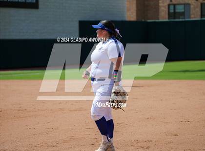 Thumbnail 1 in Beckville vs. Forsan (UIL 2A Softball Semifinal) photogallery.