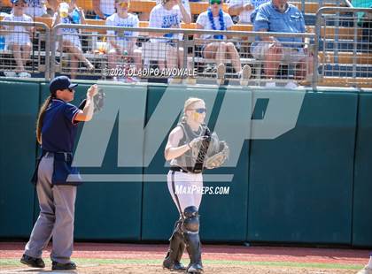 Thumbnail 3 in Beckville vs. Forsan (UIL 2A Softball Semifinal) photogallery.