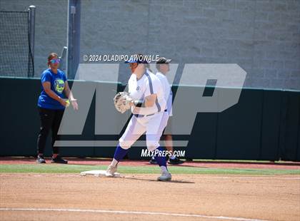 Thumbnail 3 in Beckville vs. Forsan (UIL 2A Softball Semifinal) photogallery.