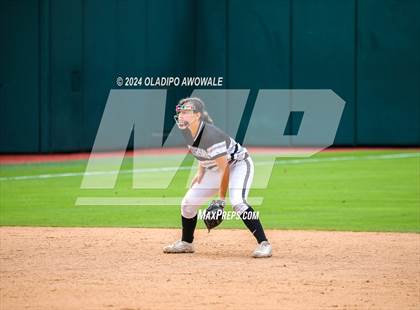 Thumbnail 3 in Beckville vs. Forsan (UIL 2A Softball Semifinal) photogallery.