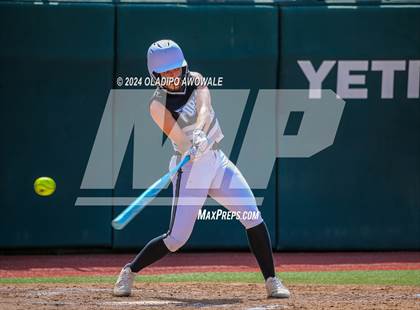 Thumbnail 2 in Beckville vs. Forsan (UIL 2A Softball Semifinal) photogallery.