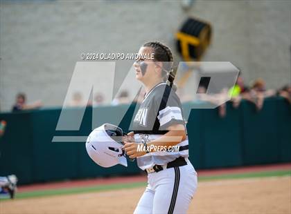 Thumbnail 2 in Beckville vs. Forsan (UIL 2A Softball Semifinal) photogallery.