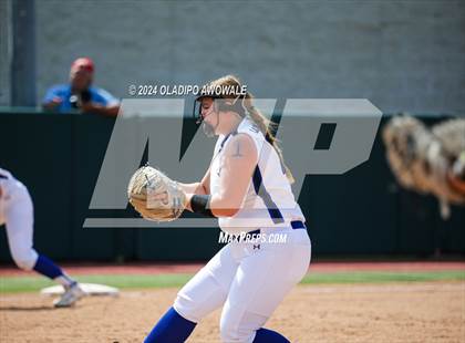 Thumbnail 3 in Beckville vs. Forsan (UIL 2A Softball Semifinal) photogallery.