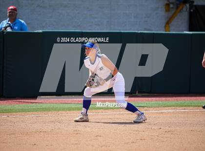 Thumbnail 2 in Beckville vs. Forsan (UIL 2A Softball Semifinal) photogallery.
