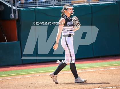 Thumbnail 1 in Beckville vs. Forsan (UIL 2A Softball Semifinal) photogallery.