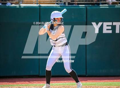 Thumbnail 3 in Beckville vs. Forsan (UIL 2A Softball Semifinal) photogallery.