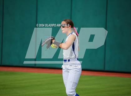 Thumbnail 2 in Beckville vs. Forsan (UIL 2A Softball Semifinal) photogallery.
