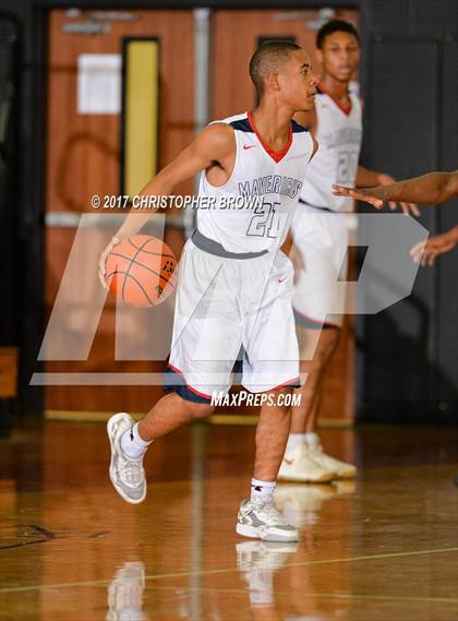 Thumbnail 1 in Manvel vs Lancaster (McDonald's Texas Invitational) photogallery.
