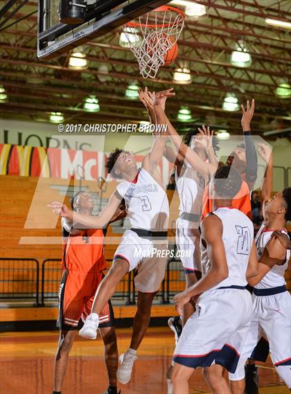 Thumbnail 3 in Manvel vs Lancaster (McDonald's Texas Invitational) photogallery.