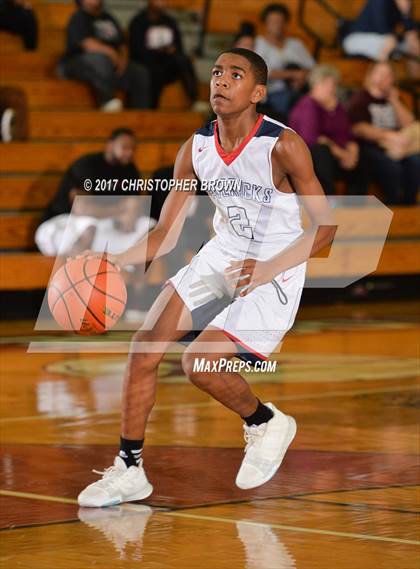 Thumbnail 1 in Manvel vs Lancaster (McDonald's Texas Invitational) photogallery.