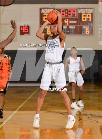 Thumbnail 3 in Manvel vs Lancaster (McDonald's Texas Invitational) photogallery.