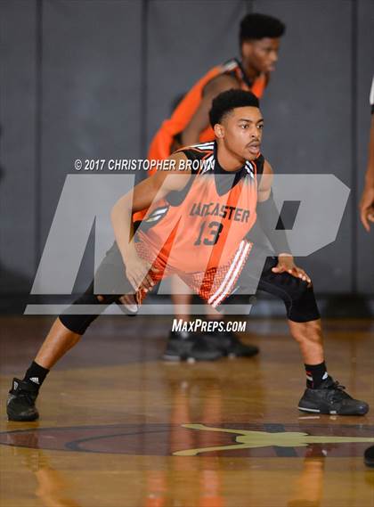 Thumbnail 2 in Manvel vs Lancaster (McDonald's Texas Invitational) photogallery.