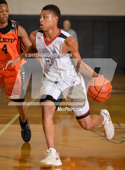 Thumbnail 2 in Manvel vs Lancaster (McDonald's Texas Invitational) photogallery.