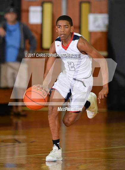 Thumbnail 3 in Manvel vs Lancaster (McDonald's Texas Invitational) photogallery.