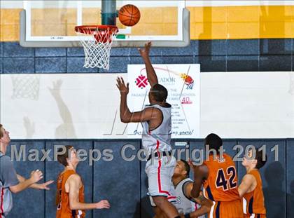 Thumbnail 2 in Madison vs Flower Mound Marcus (McDonald's Texas Invitational) photogallery.