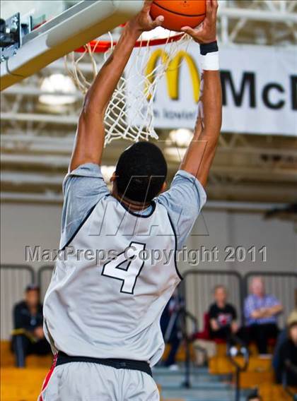 Thumbnail 1 in Madison vs Flower Mound Marcus (McDonald's Texas Invitational) photogallery.