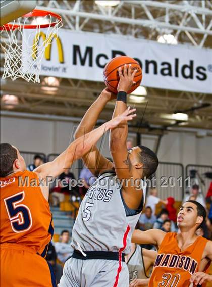 Thumbnail 1 in Madison vs Flower Mound Marcus (McDonald's Texas Invitational) photogallery.