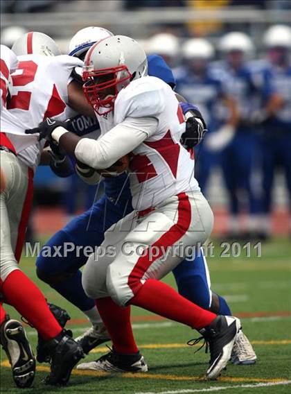 Thumbnail 1 in Conard @ Glastonbury photogallery.