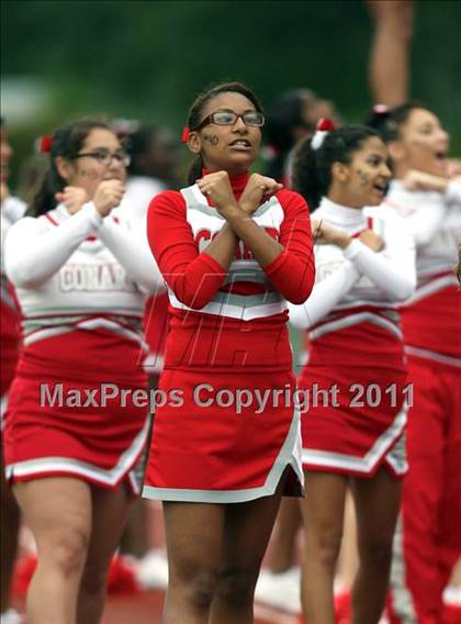 Thumbnail 1 in Conard @ Glastonbury photogallery.