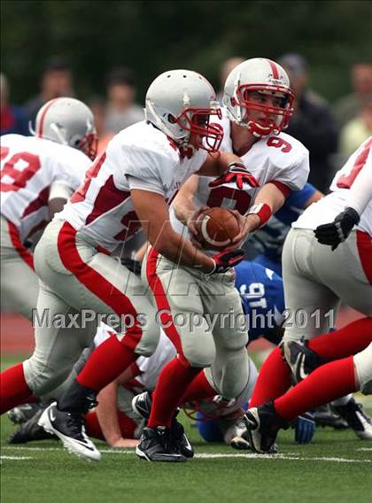 Thumbnail 2 in Conard @ Glastonbury photogallery.