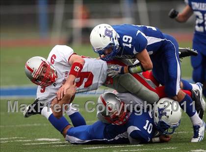 Thumbnail 2 in Conard @ Glastonbury photogallery.