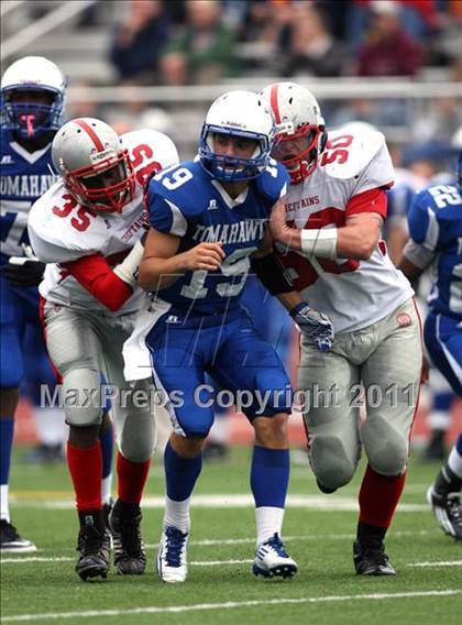Thumbnail 1 in Conard @ Glastonbury photogallery.
