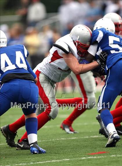 Thumbnail 1 in Conard @ Glastonbury photogallery.