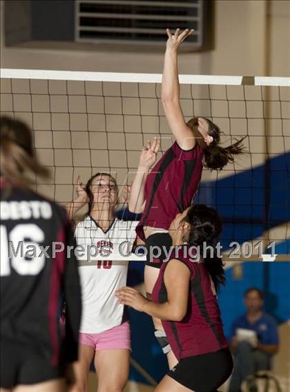 Thumbnail 2 in Modesto @ Beyer photogallery.