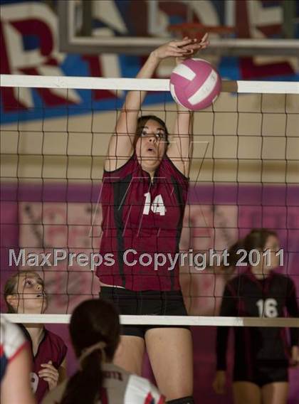 Thumbnail 3 in Modesto @ Beyer photogallery.