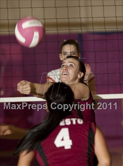 Thumbnail 2 in Modesto @ Beyer photogallery.