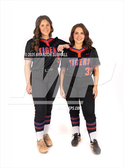 Thumbnail 1 in Chilton County (Team & Individuals) photogallery.