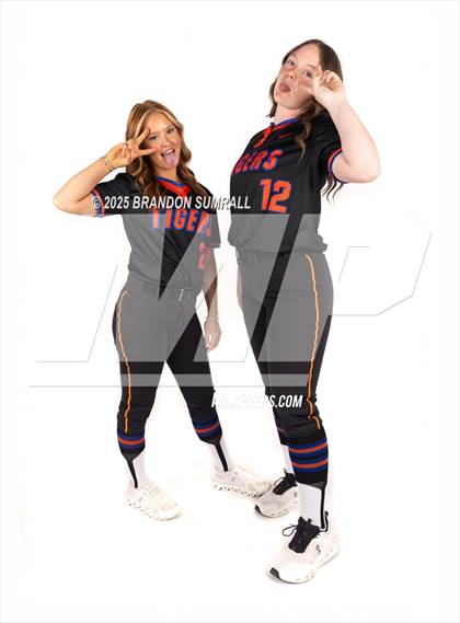 Thumbnail 1 in Chilton County (Team & Individuals) photogallery.