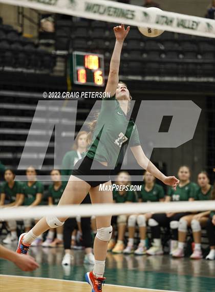 Thumbnail 2 in Sky View vs. Green Canyon (UHSAA 4A Consolation Final) photogallery.