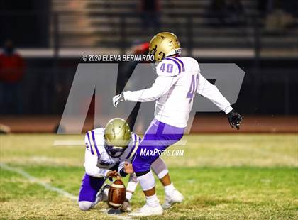 Thumbnail 2 in Notre Dame Prep vs. Ironwood photogallery.