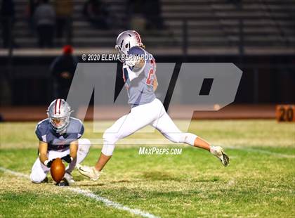 Thumbnail 3 in Notre Dame Prep vs. Ironwood photogallery.