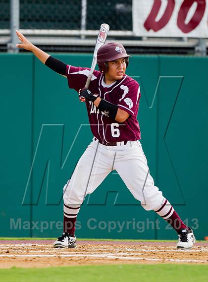 Thumbnail 1 in Flatonia vs Weimar (UIL 1A Region 4 Final) photogallery.