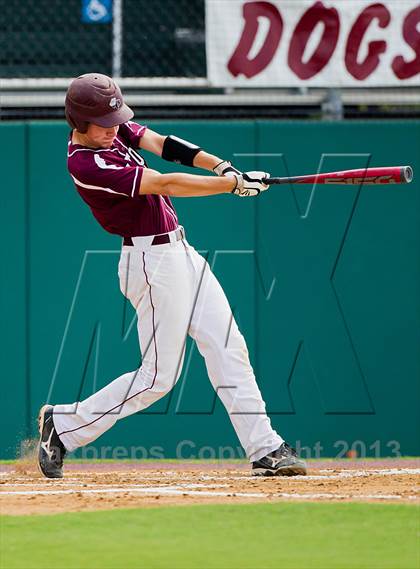 Thumbnail 2 in Flatonia vs Weimar (UIL 1A Region 4 Final) photogallery.