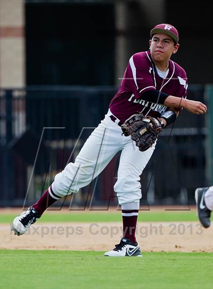 Thumbnail 3 in Flatonia vs Weimar (UIL 1A Region 4 Final) photogallery.